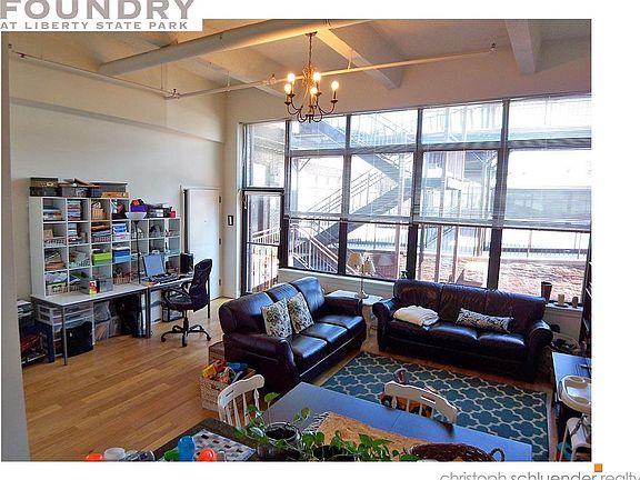 4th image of 300 Communipaw Ave APT 207