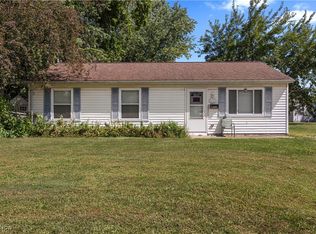 1207 Susan Ln, Sandusky, OH