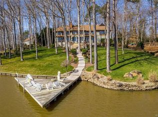20239 Oak River Ct, South Chesterfield, VA 23803