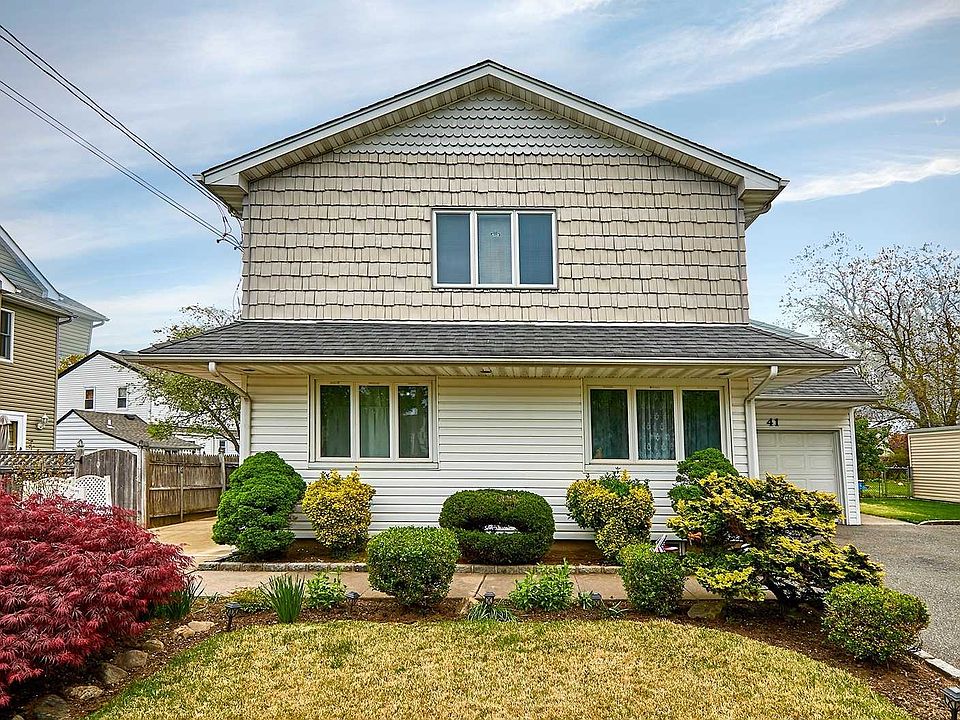 1st image of 41 Cherry Ln
