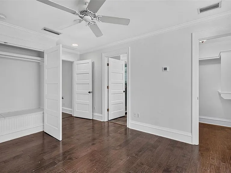 433 SE 7th St — Photo 23