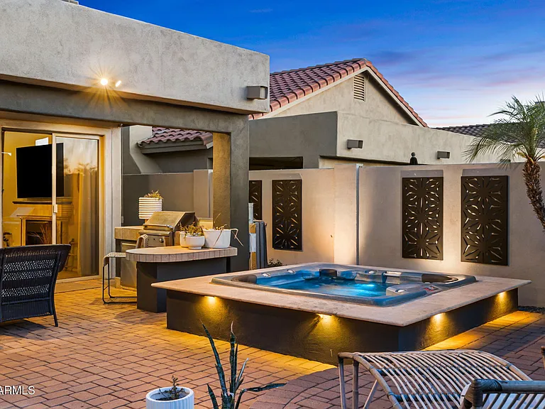 10318 E Tierra Buena Ln — Photo 32