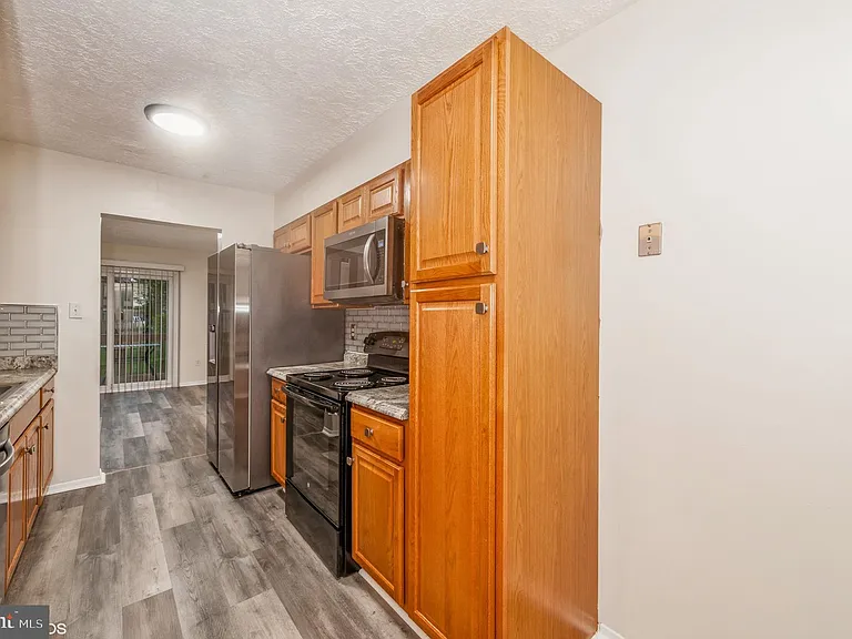 19 Mooring Ct — Photo 11