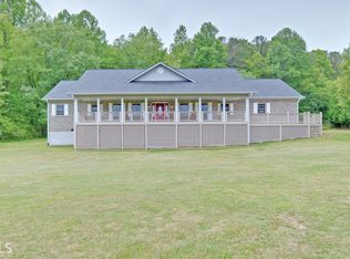 637 Ledford Rd, Dillard, GA 30537