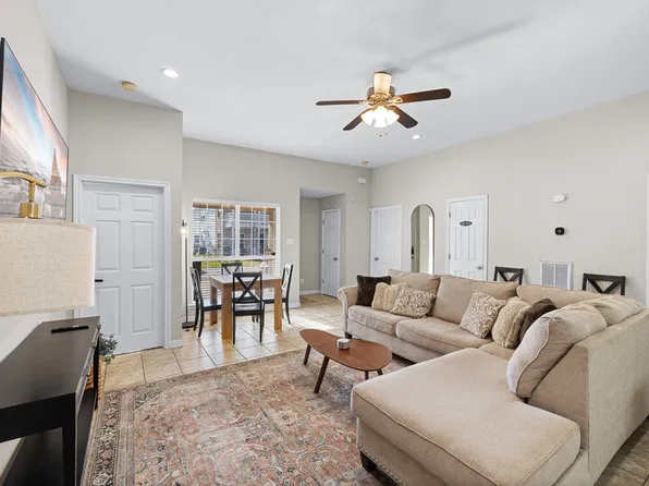825 Avenue A, College Station, TX 77840