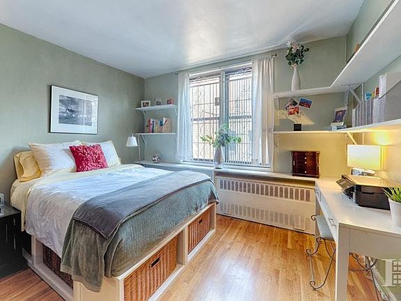 3rd image of 229 E 28th St APT 6K