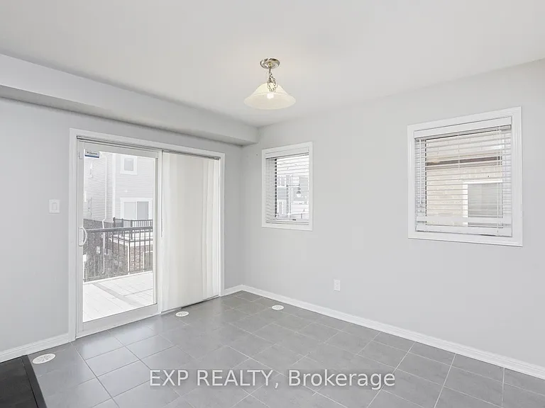 11 Crossbill Rd — Photo 18