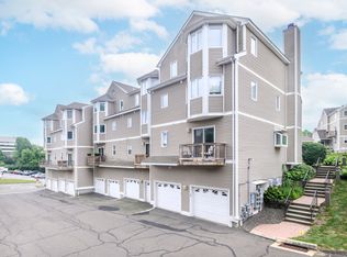 39 Glenrock UNIT 39, Norwalk, CT 06850