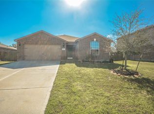 13111 Preston Dr, Santa Fe, TX 77510