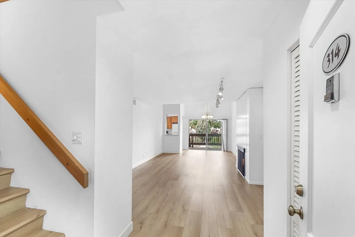 14314 Summertime Ln - 1 — Photo 3