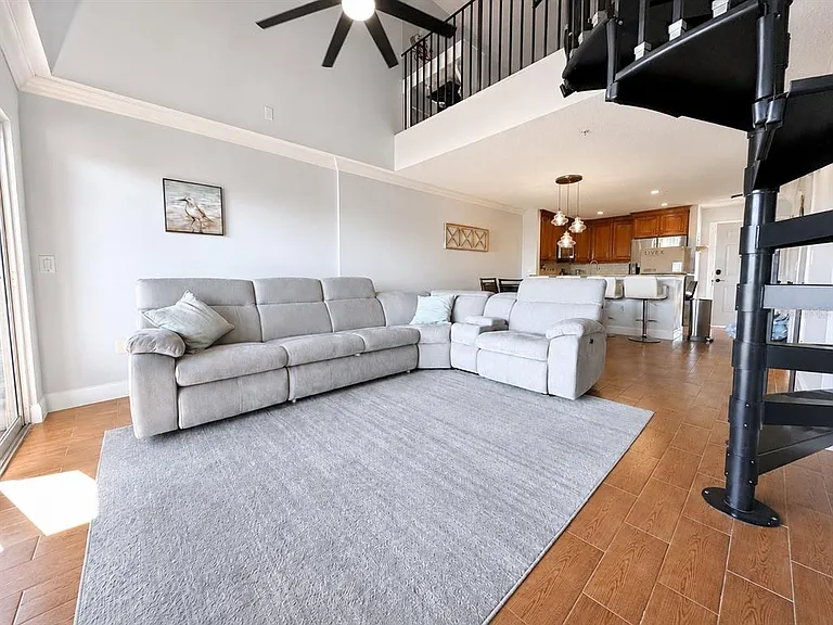 2400 Feather Sound Dr #534 — Photo 3