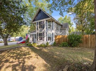 1100 E Pine St, Harrisonville, MO 64701