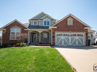 7315 SW Kings Forest Rd, Topeka, KS 66610