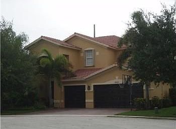 1st image of 19108 N Gardenia Ave