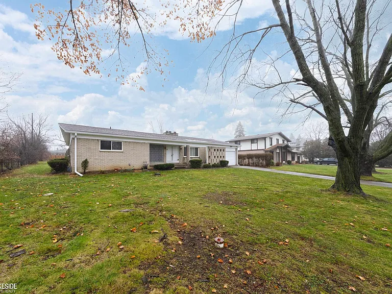 107 Bloomfield Blvd — Photo 42