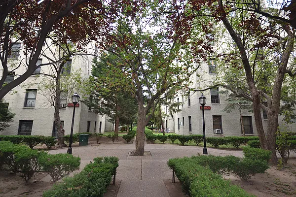 Rented by Silverstein Collection LLC  | media 14