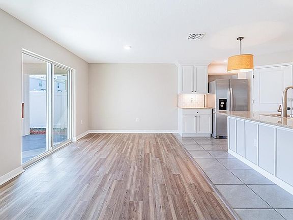 5th image of 13748 Wineberry Dr #13748
