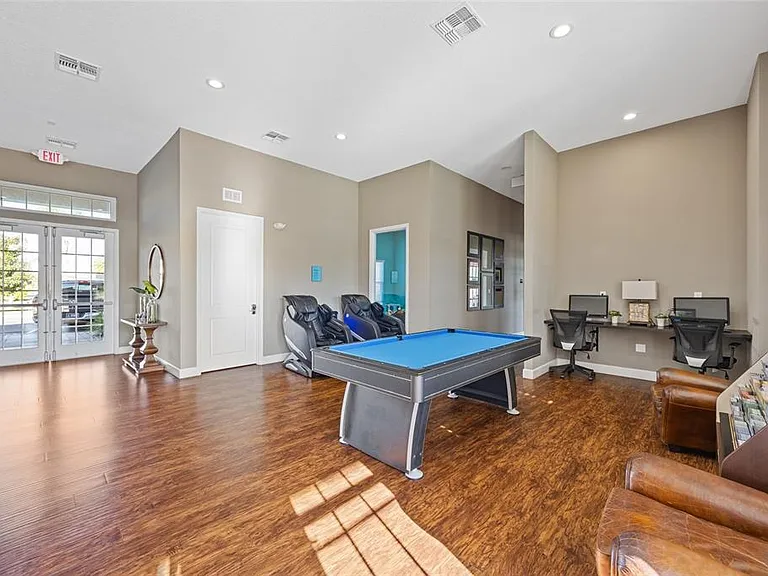 8945 Shine Dr — Photo 22
