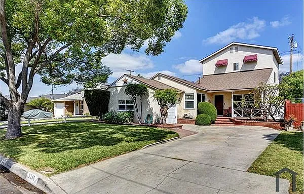 9249 Bonavista Ln