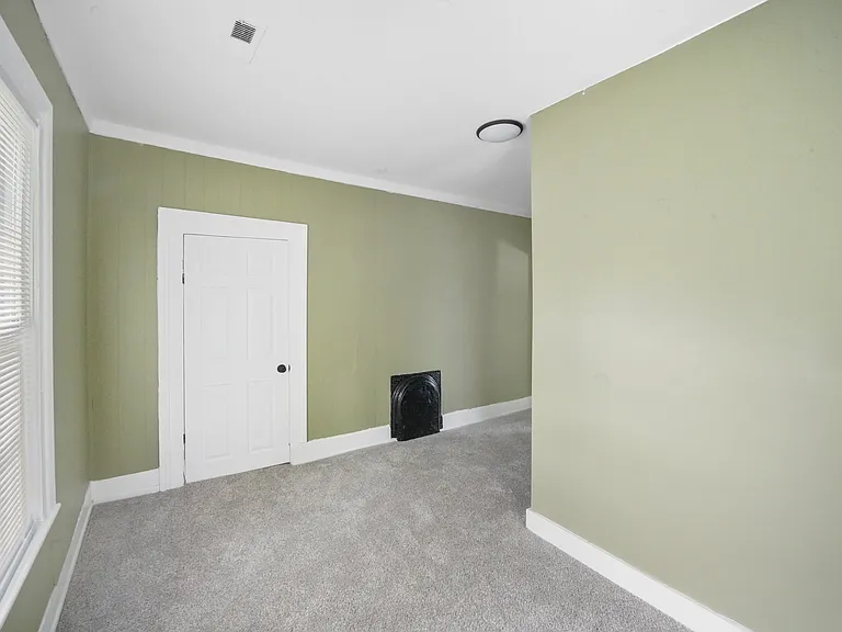 2417 Parkview Ave — Photo 16