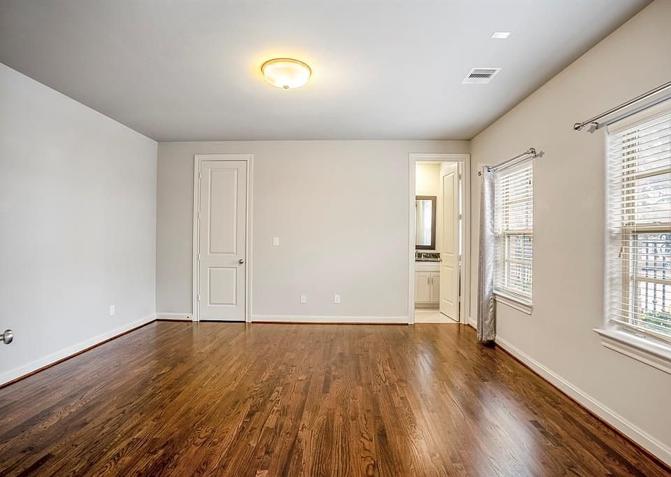 5229 Petty St Houston TX Zillow