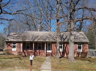 7 Old Farm Ct, Greensboro, NC 27407