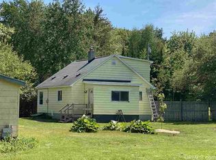 605 Silver Creek Rd, Marquette, MI 49855