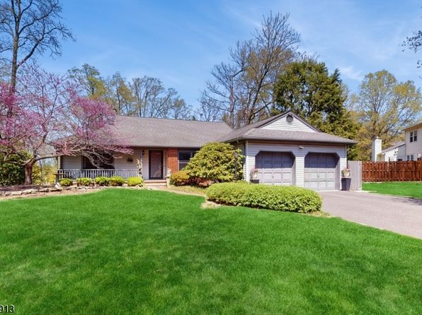 4 Hackberry Pl, Raritan Twp., NJ 08822