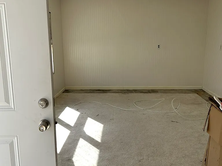 1001 Randall St — Photo 13