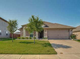 2009 Yale St, Farmersville, TX 75442
