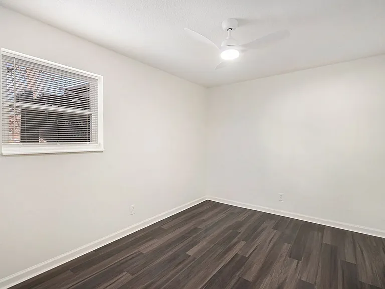4011 McGee St — Photo 10