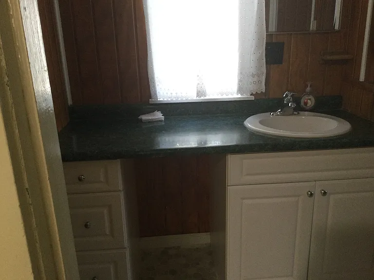 505 E 3rd St — Photo 9