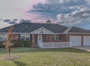 20415 London Ln, Waynesville, MO 65583