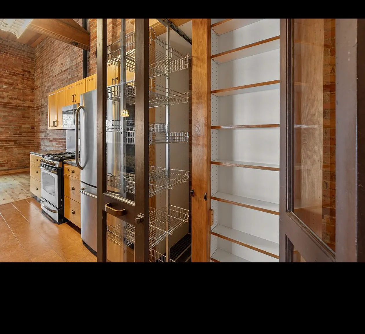 1 bed, 1700 sqft, $2,000 — Photo 4