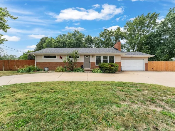 5848 Portage St NW, North Canton, OH 44720