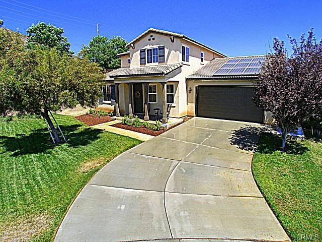 Over 13,000 sq ft lot at the end of a Cul de sac! Complete with