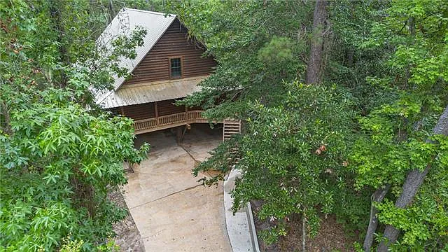 4 bed, 3.5 bath, 3606 sqft, $5,600 — Photo 1