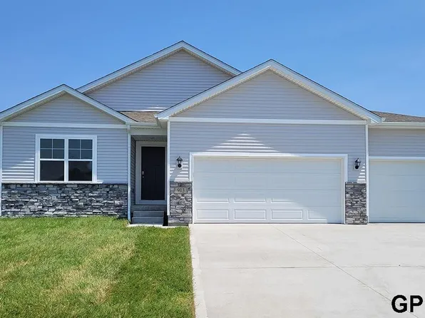 8031 N 170th Ter, Bennington, NE 68007