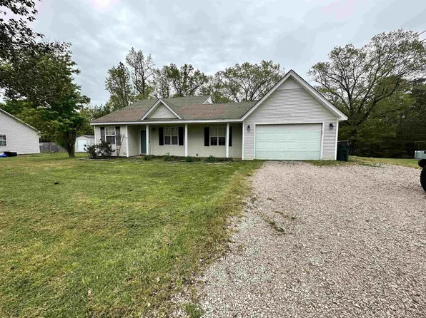 721 Dancer Rd, Selmer, TN 38375