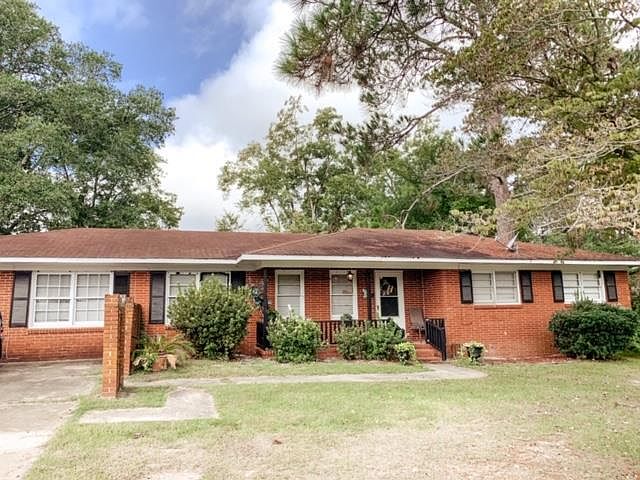 1st image of 605 Waters Dr