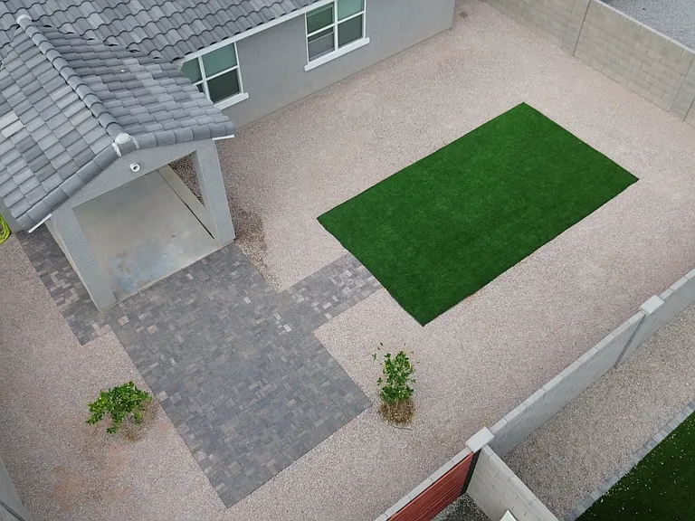 17667 W Morning Glory St — Photo 21