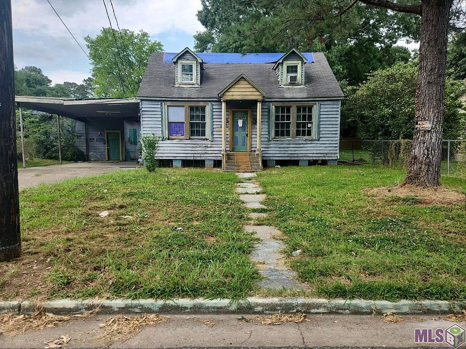 1st image of 827 E Grolee St