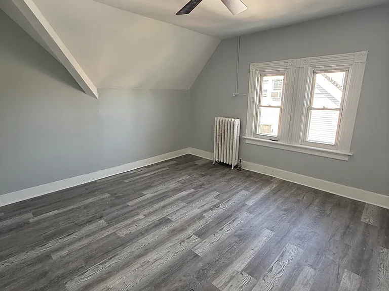 41 Cassius St #3 — Photo 11