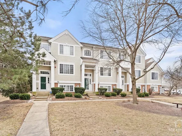 74 Cherbourg Ct, Wheeling, IL 60090