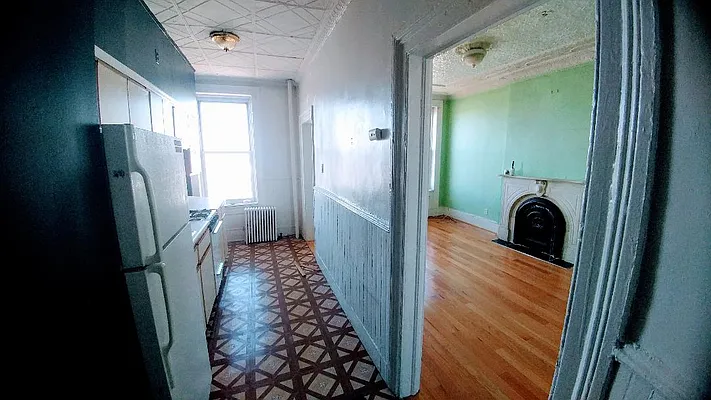 Rented by Frank Galeano Licensed Real Estate Broker INC | media 5