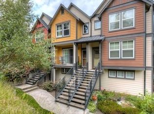 7063 27th Ave SW, Seattle, WA 98106
