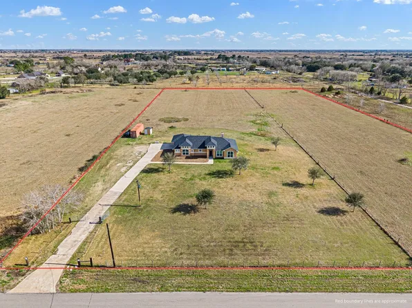 8131 Brinkmeyer Rd, Needville, TX 77461