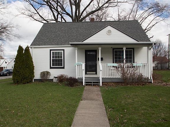 2nd image of 25451 Richards Ave