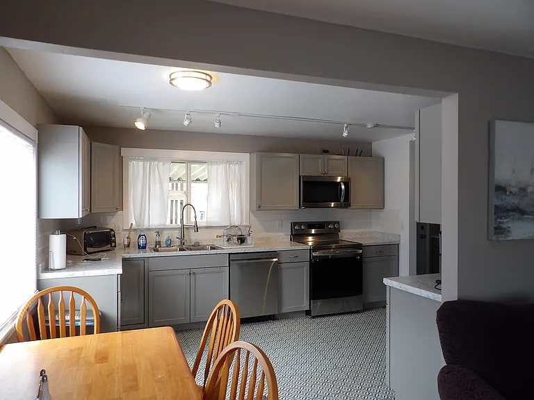 1042 W Gem Ave — Photo 9