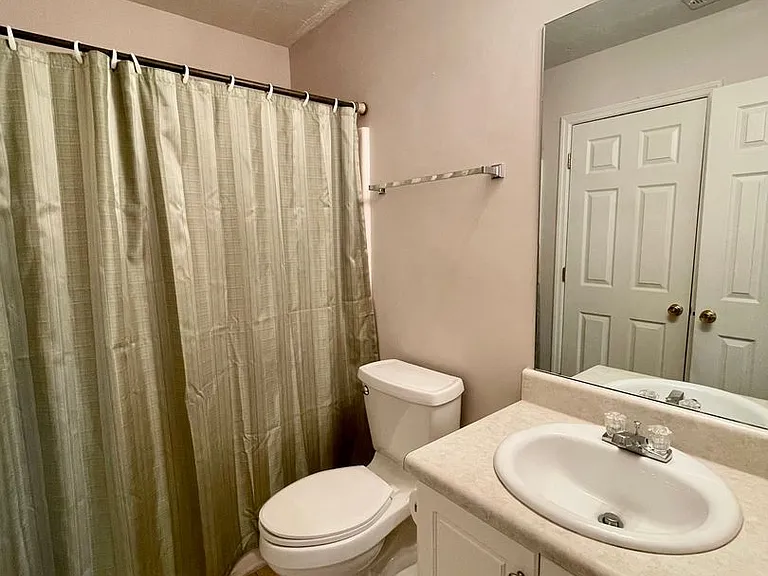 417 Regency Park Dr — Photo 7
